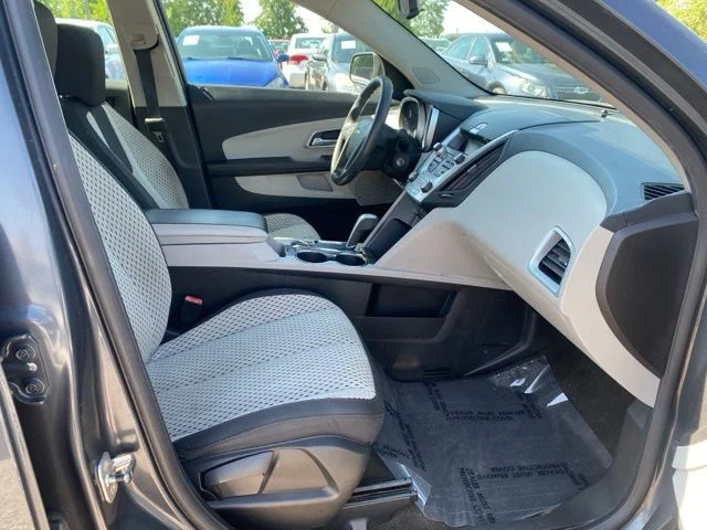 Used 2011 Gray Chevrolet LS image 26