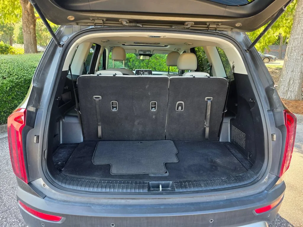 Used 2020 Green Kia S image 34