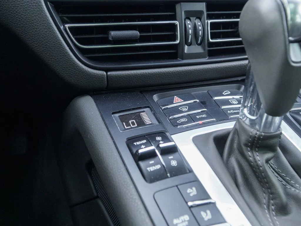 Used 2019  Porsche S image 25