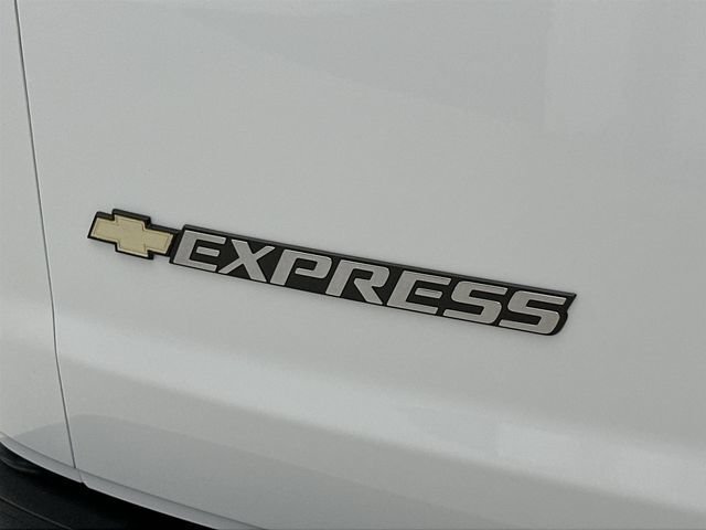 2025 Chevrolet Express Passenger LT - Photo 36