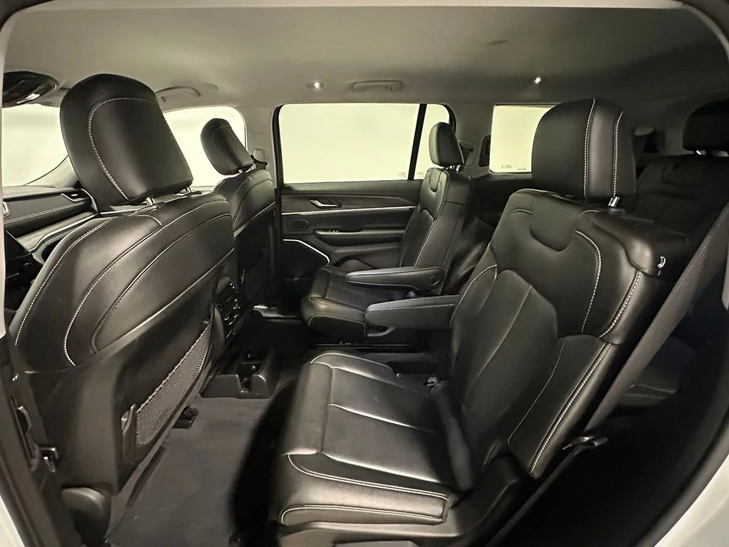 Used 2023 White Jeep Limited image 19