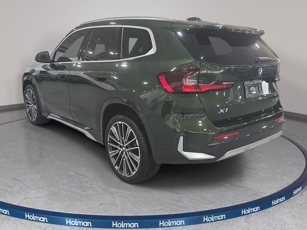Certified Used 2025 San Remo Green Metallic BMW xDrive28i image 8