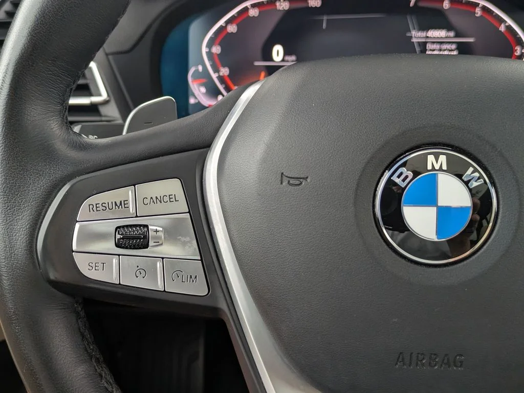 Used 2023 White BMW sDrive30i image 16