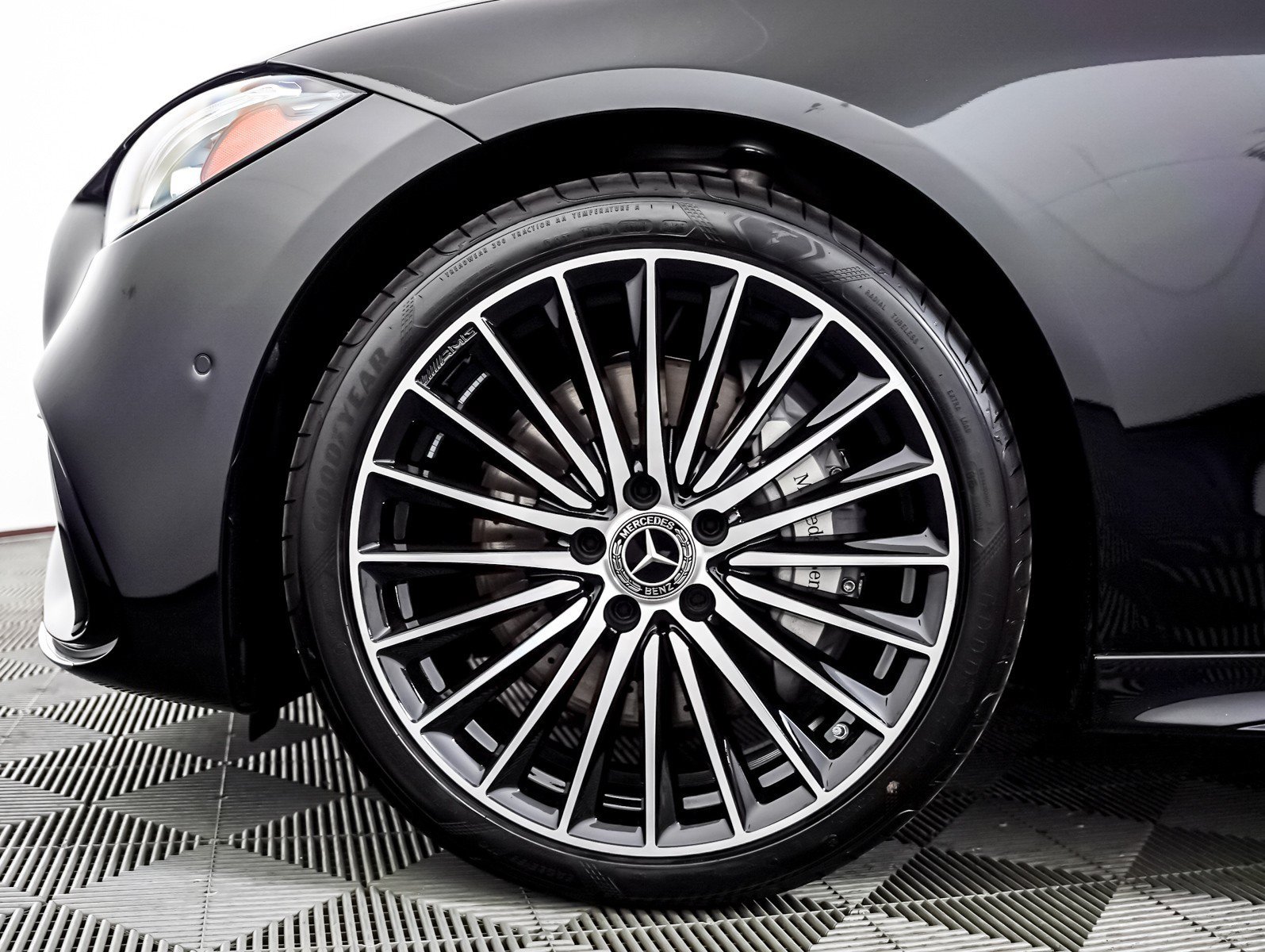 New 2026 Black Mercedes-Benz C 300 image 4