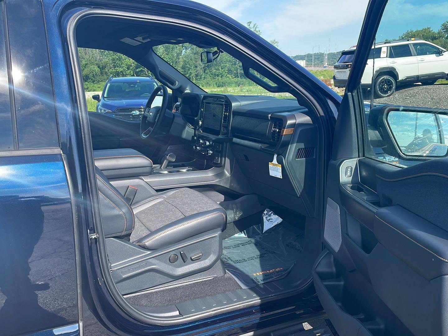 New 2026 Antimatter Blue Metallic Ford Tremor image 30