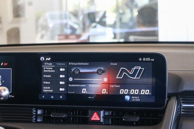 2025 Hyundai IONIQ 5 N - Photo 14