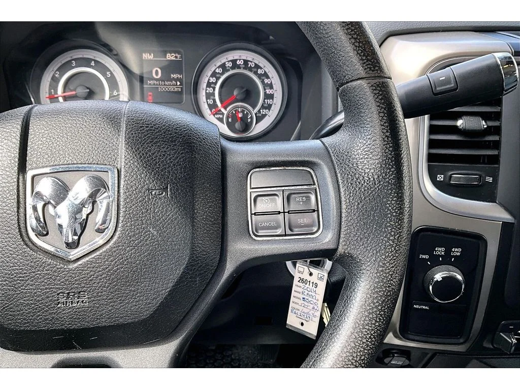 Used 2014  Ram SLT image 19