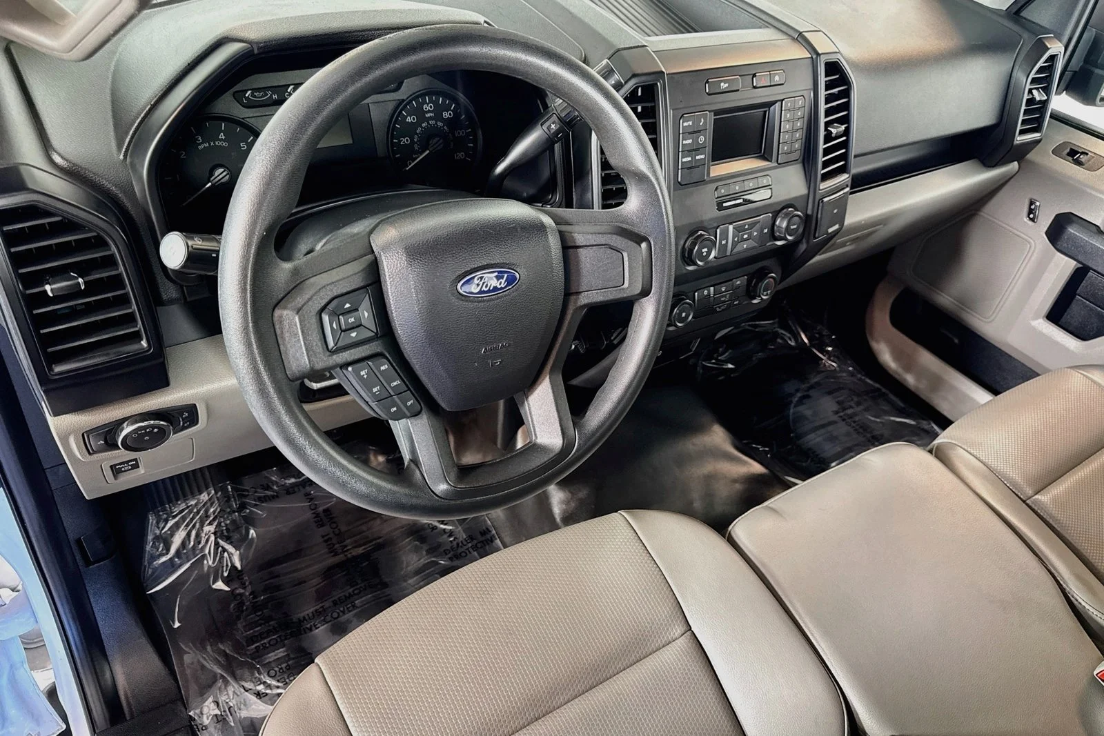 Used 2020 Oxford White Ford XL image 9