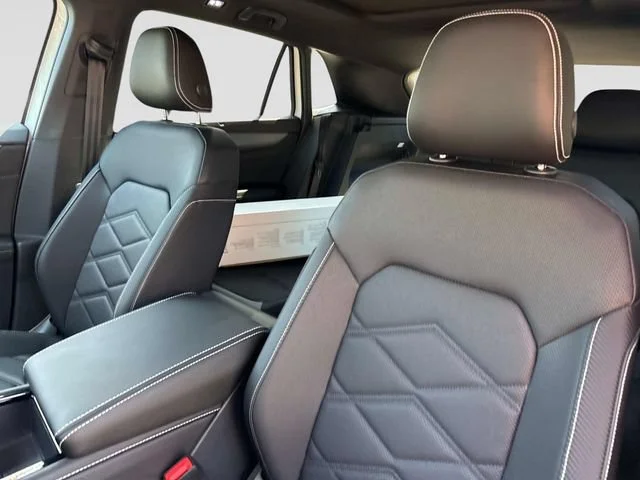 2026 Volkswagen Atlas Cross Sport SE w/Tech - Photo 19
