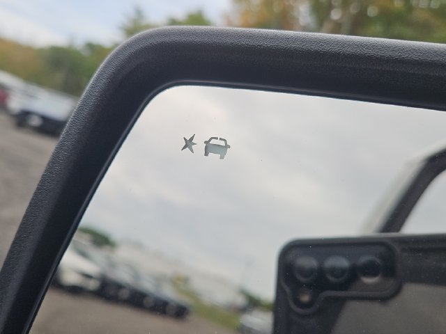 New 2026 Summit White GMC Elevation image 8