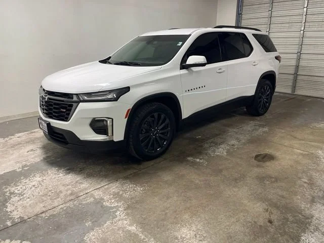 Used 2023 Summit White Chevrolet RS image 3