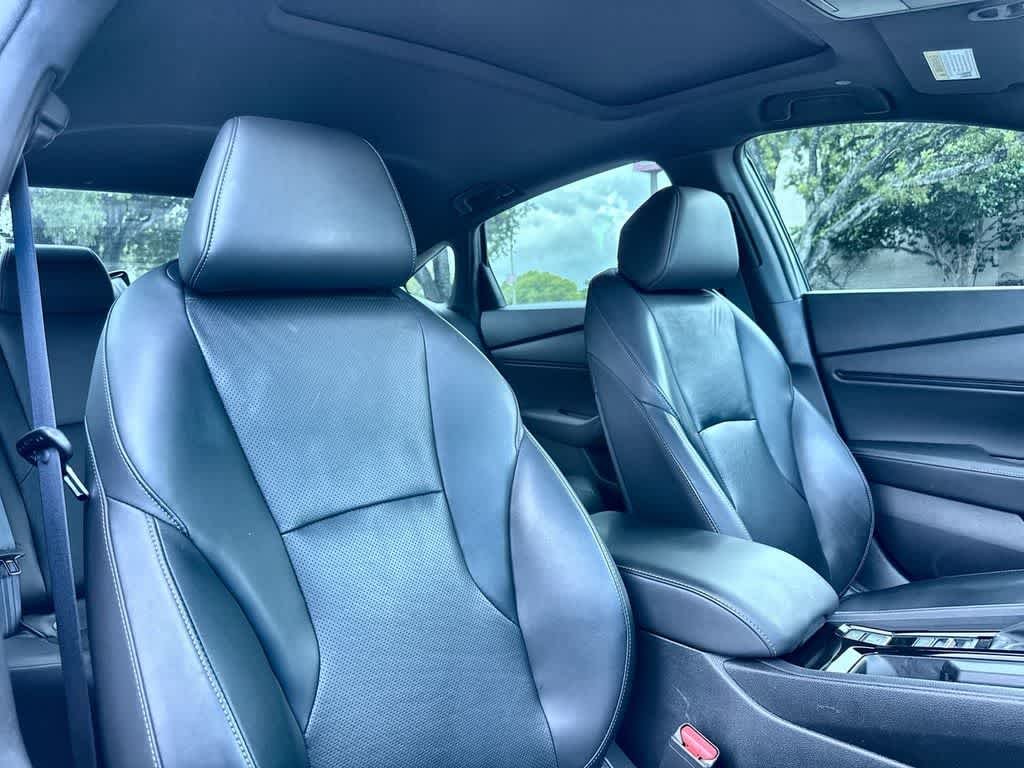 Used 2023  Honda  image 27
