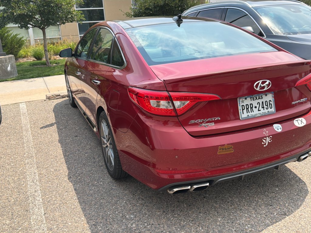 Used 2015 Venetian Red Hyundai 2.0T Sport image 2