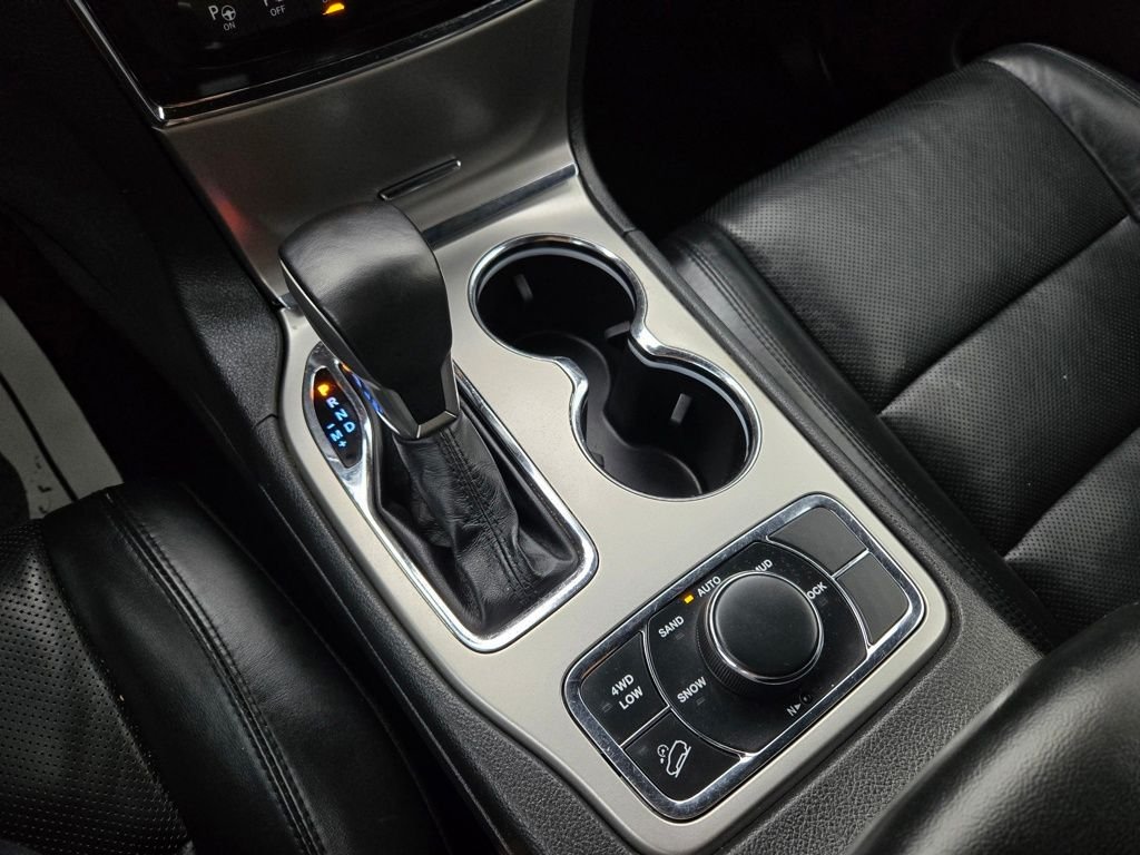 Used 2019 Black Jeep Limited image 25