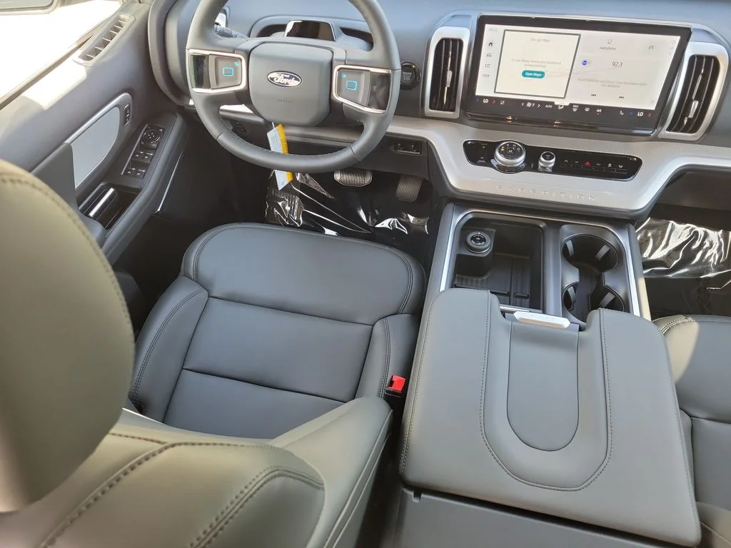 New 2026 Glacier Gray Metallic Tri-Coat Ford Active image 11