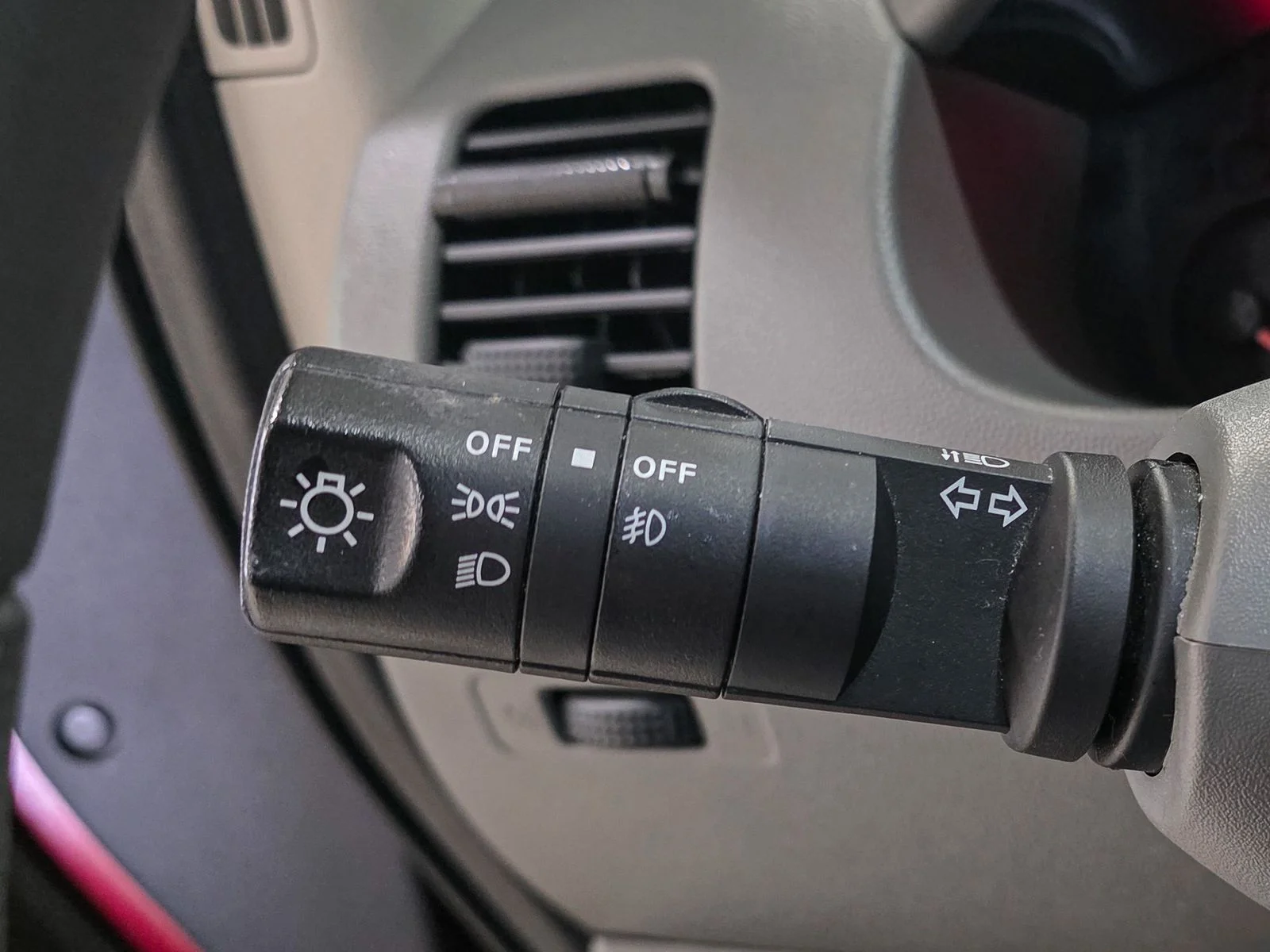 Used 2020 Red Nissan SV image 35