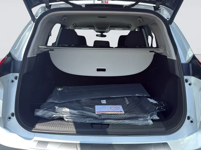New 2026 Everest White Pearl TriCoat Nissan SV image 32
