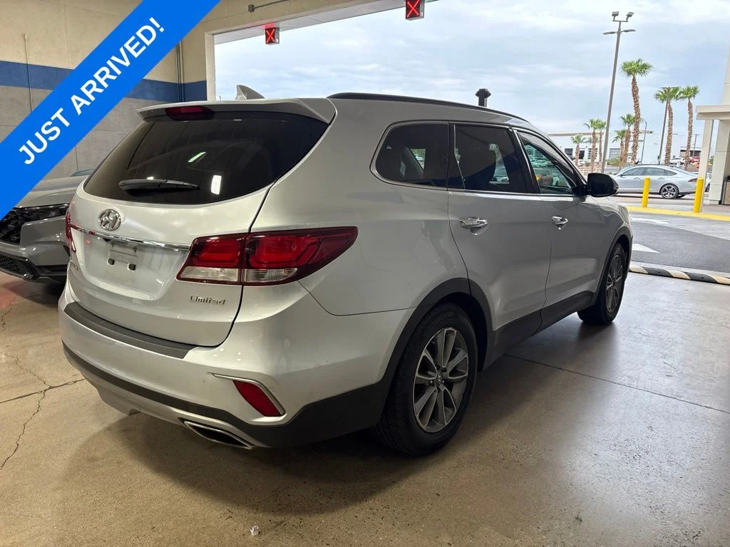 Used 2017 Silver Hyundai Limited image 3