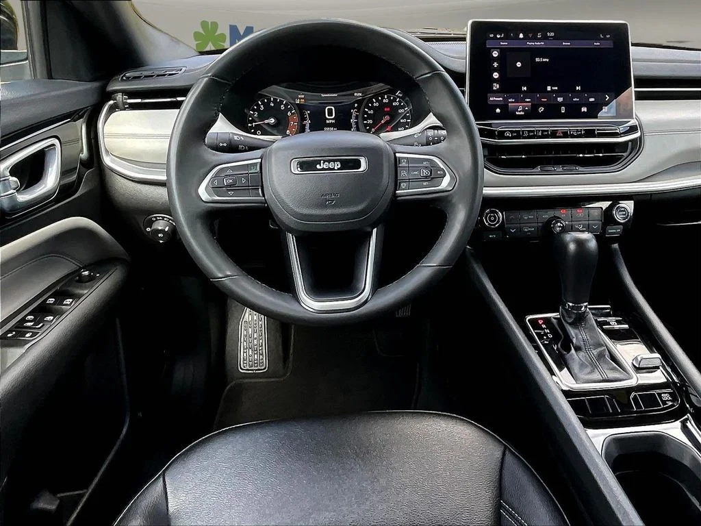 2025 Jeep Compass Limited - Photo 11