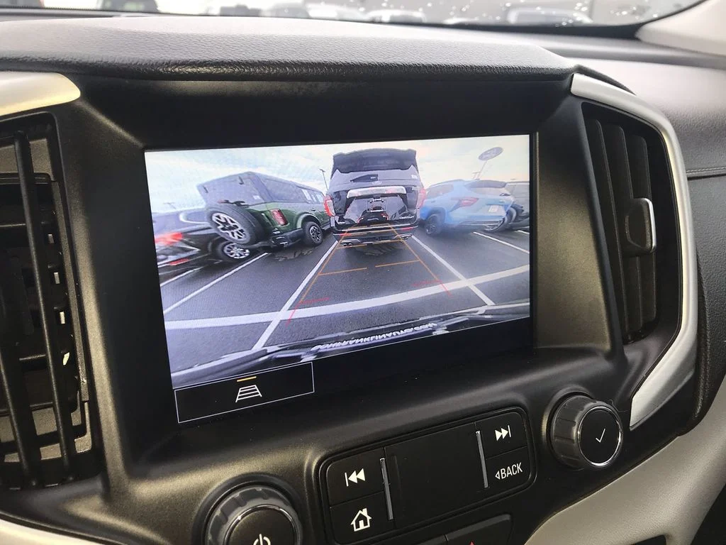 Used 2024 Black GMC SLT image 17
