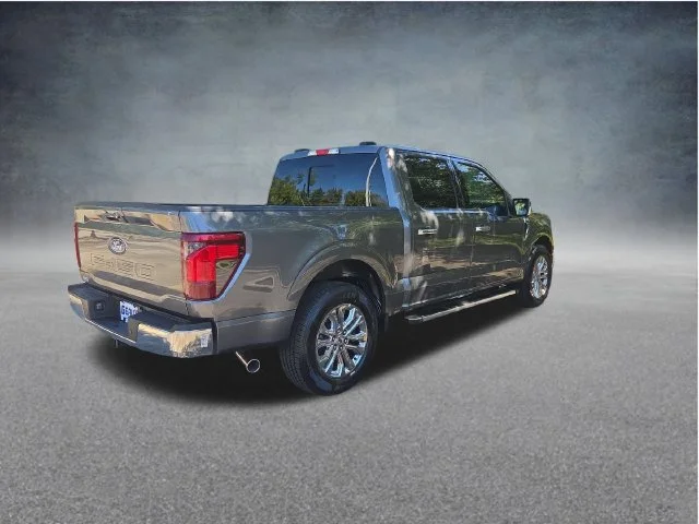 New 2026 Carbonized Gray Metallic Ford XLT image 39