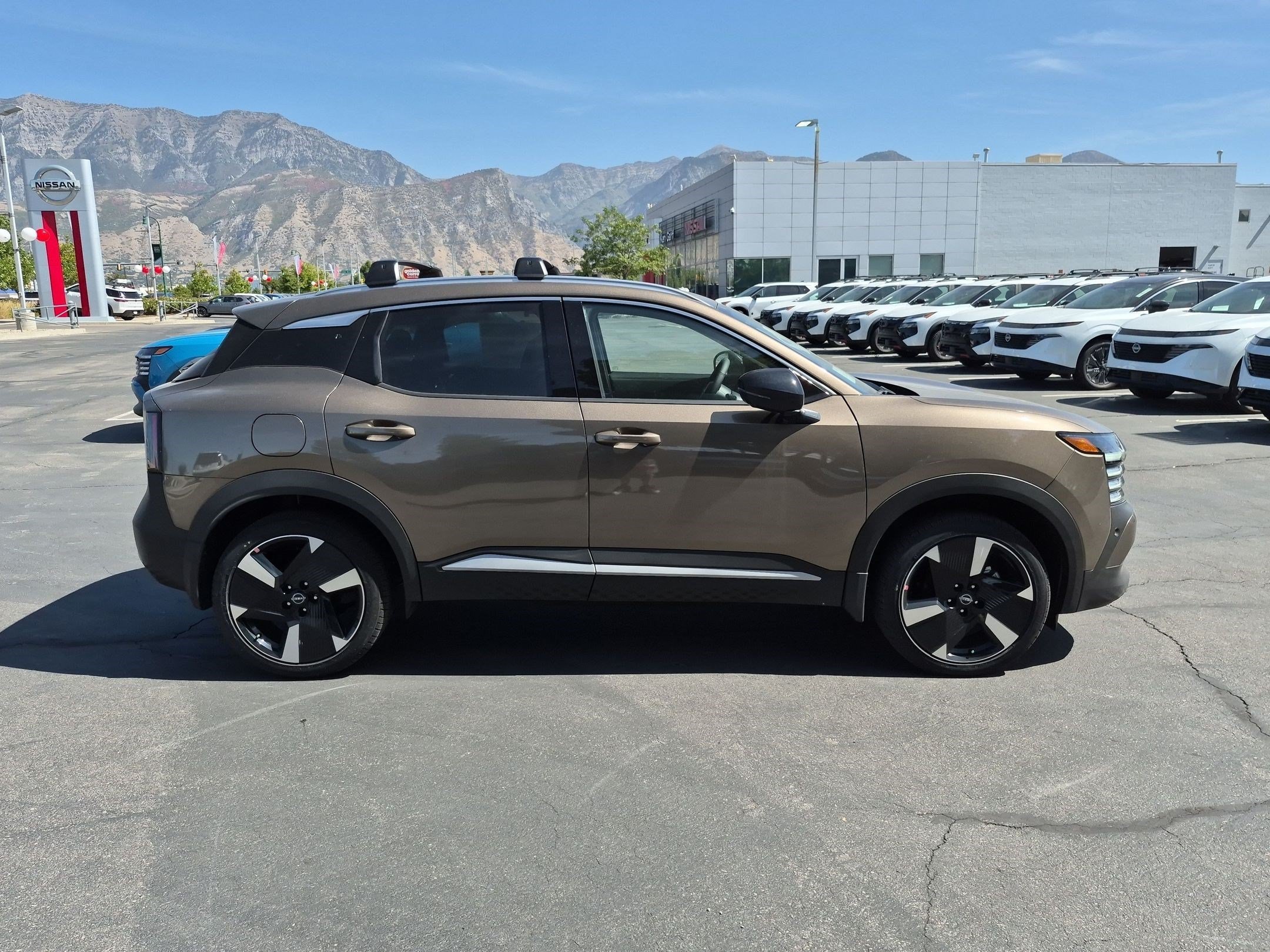 New 2026 Canyon Bronze Metallic Nissan SR image 2
