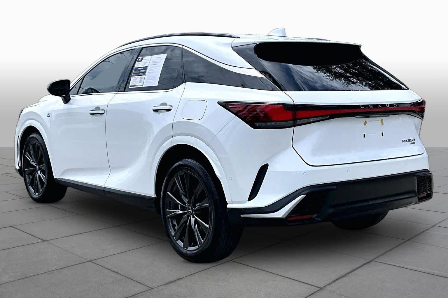 Used 2024 Ultra White Lexus F SPORT Handling image 12