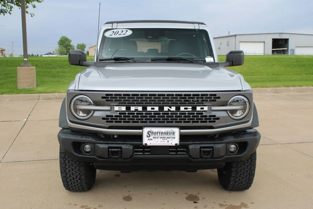 Used 2022 Silver Ford Badlands image 2
