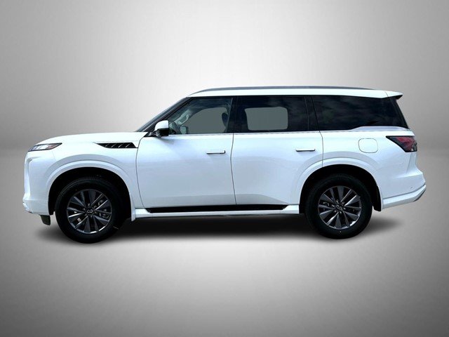 New 2026 RADIANT WHITE INFINITI Pure 4WD image 8
