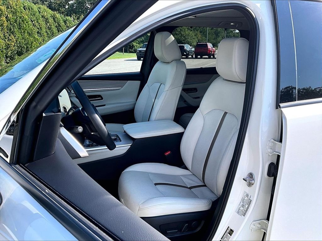 Used 2024 White Mazda Premium Plus image 10