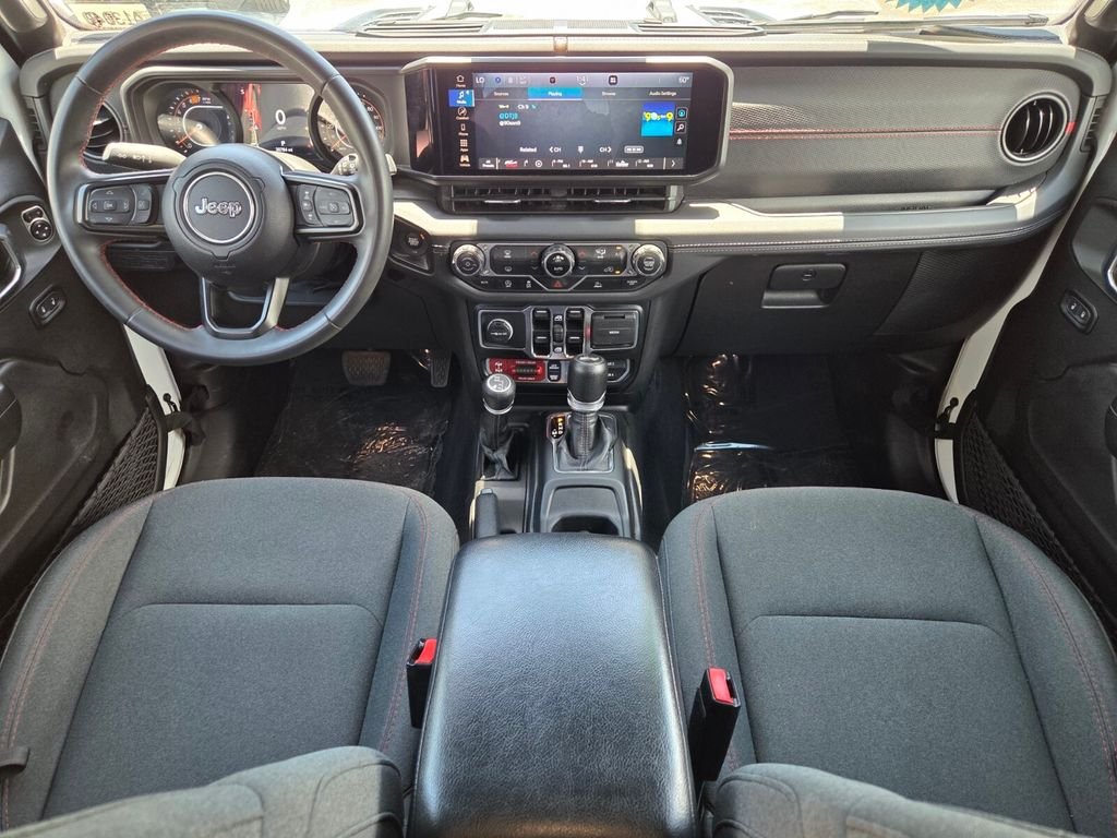 Used 2024 White Jeep Rubicon image 17