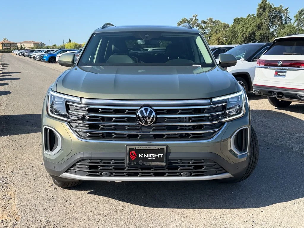New 2026  Volkswagen SE w/Technology image 4