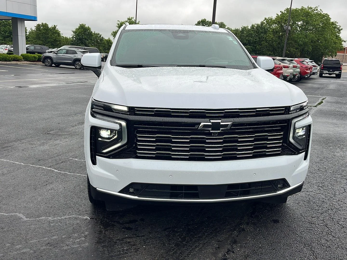 Used 2026 Polar White Tricoat Chevrolet High Country image 8