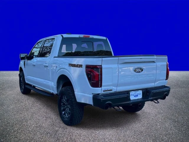 New 2026 Oxford White Ford Tremor® image 5