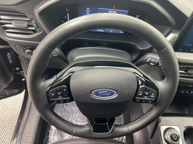 Used 2023 Black Ford Active image 20