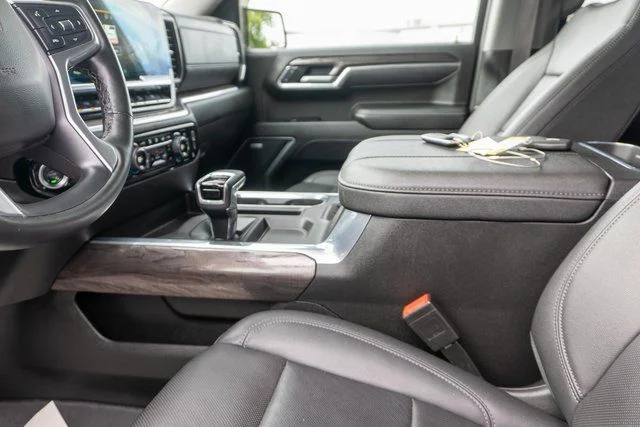 Used 2025 Red Chevrolet LTZ image 22