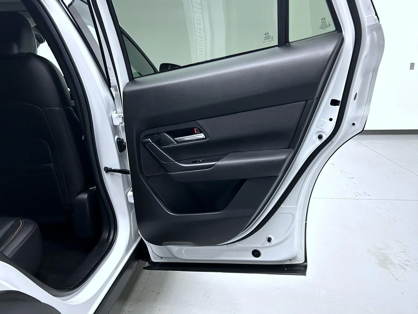 Certified Used 2025 Beige Mazda 2.5 S Premium Plus Package image 17