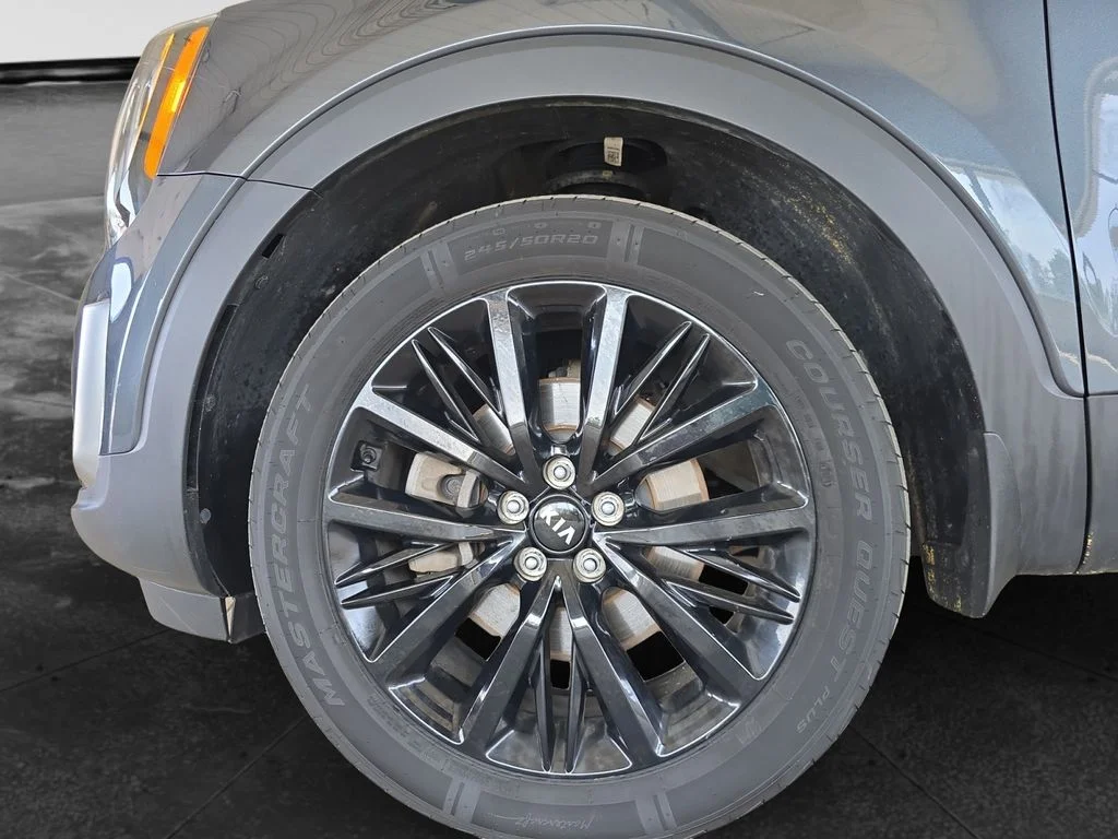 Used 2020 Gray Kia SX image 14