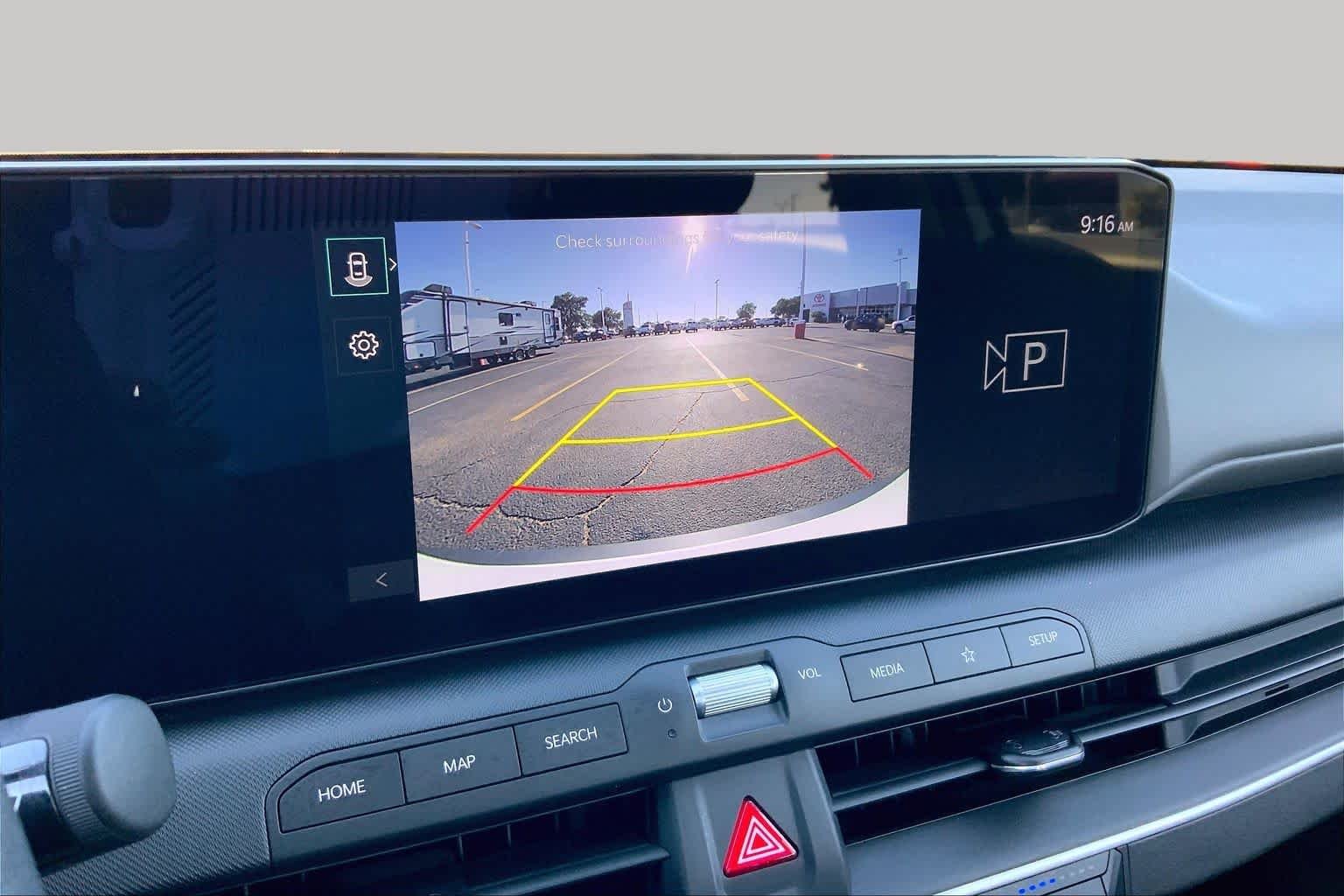 Used 2025 Snow White Pearl Kia LXS image 27