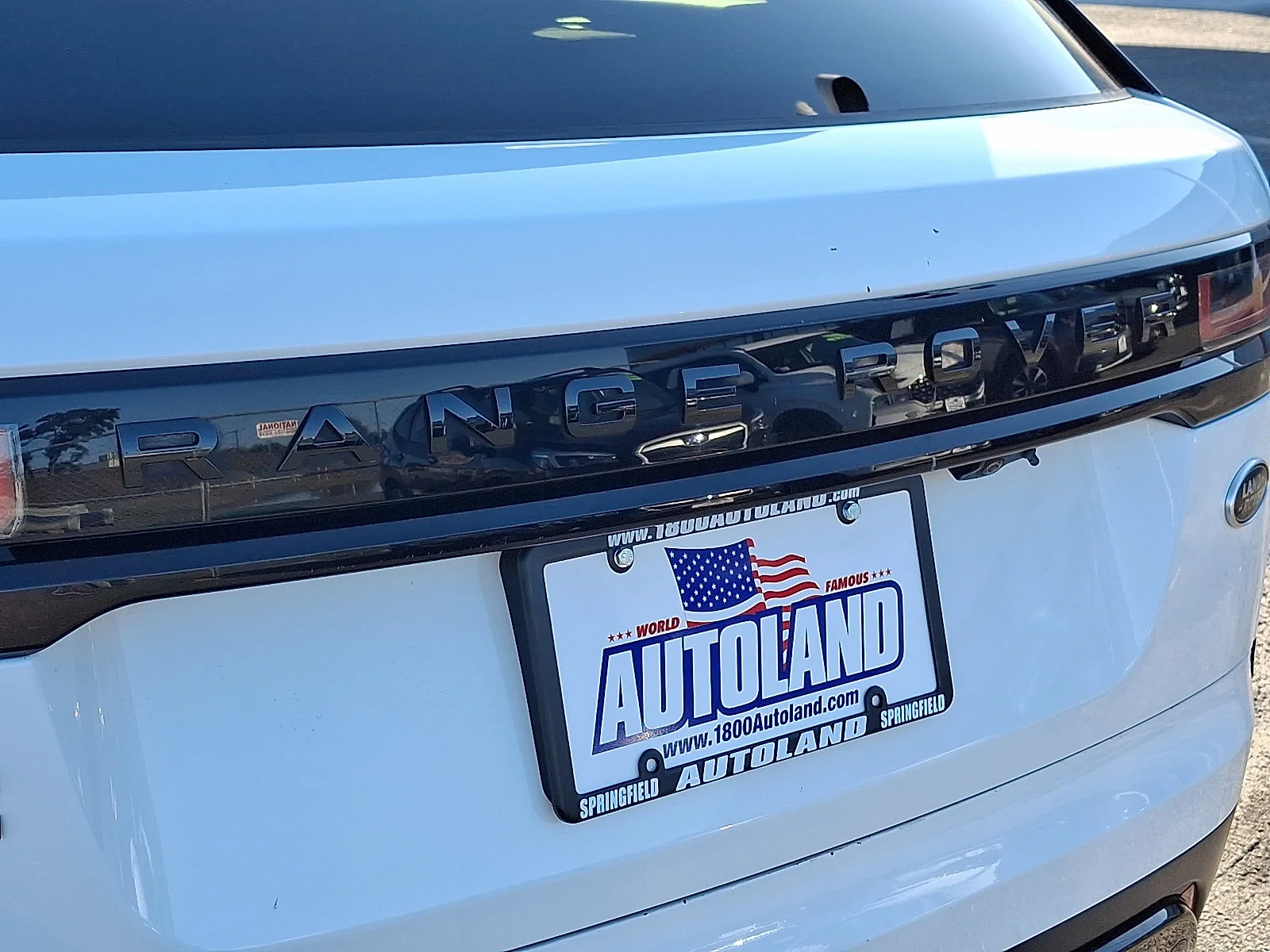Used 2020 Fuji White - 1AA Land Rover S image 31