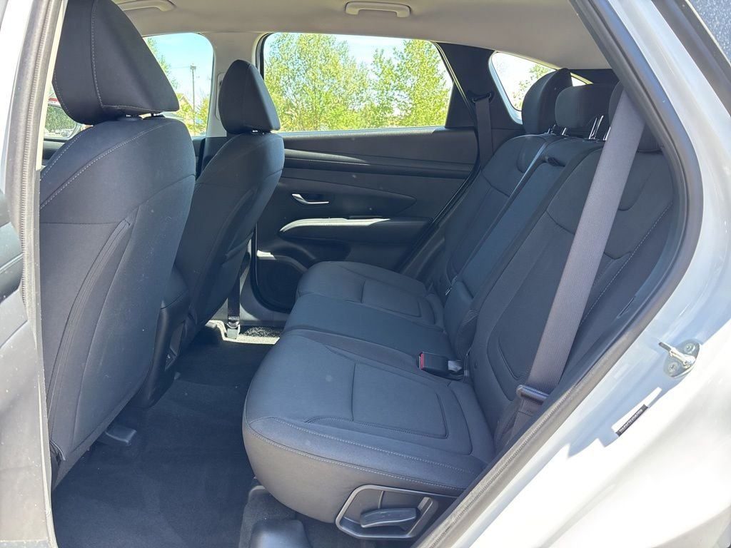 Certified Used 2025 White Hyundai SE image 28