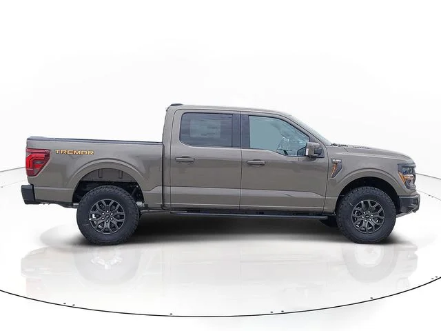 New 2026 Gray Ford Tremor image 4