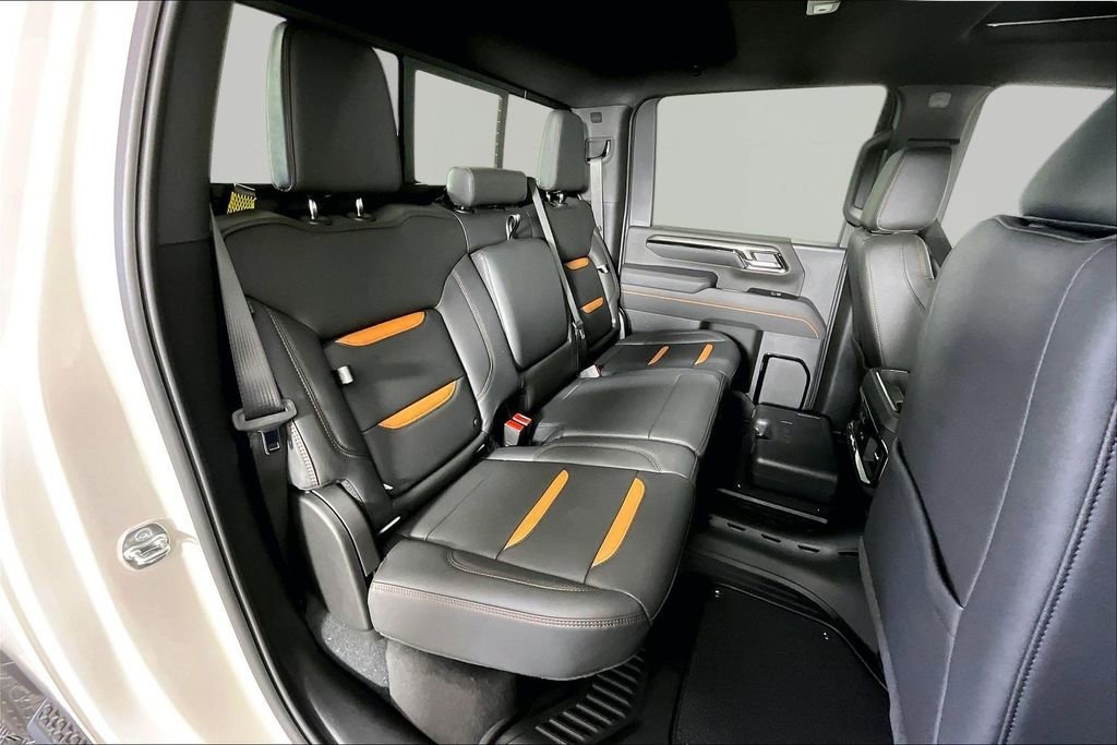 2026 GMC Sierra 2500HD AT4 - Photo 11