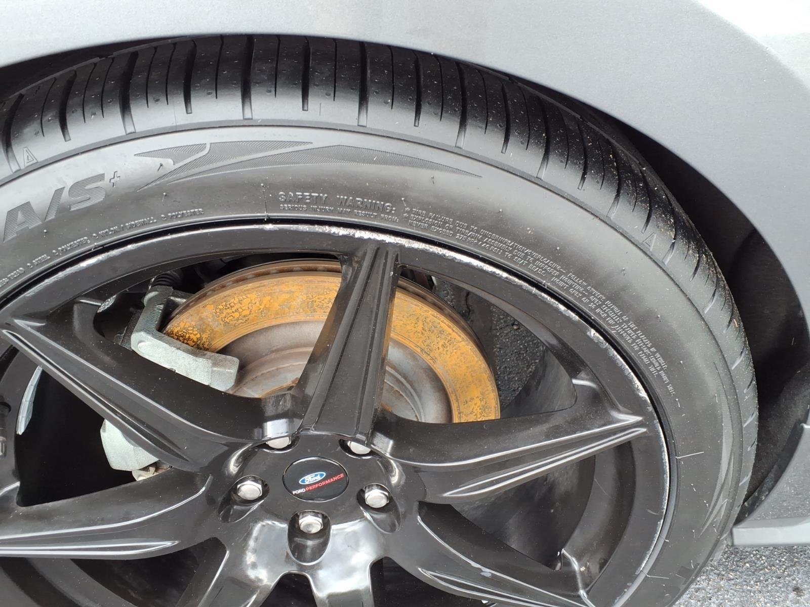 Used 2021 Carbonized Gray Metallic Ford GT Premium image 33