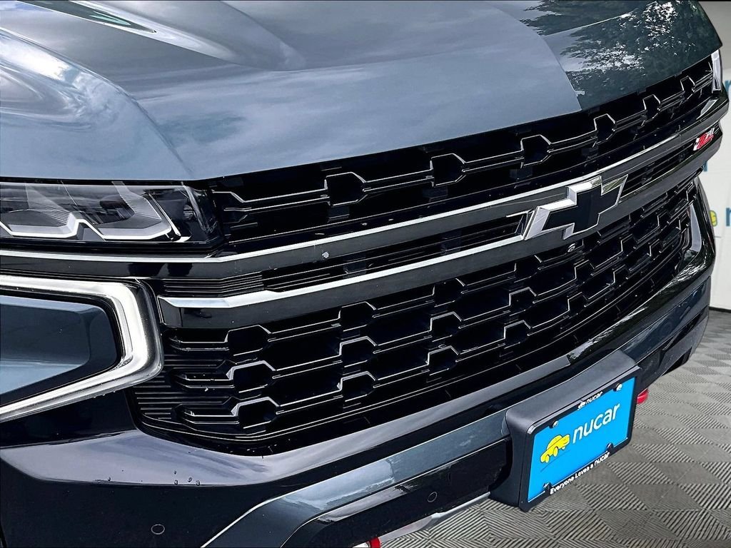 Used 2021 Gray Chevrolet Z71 image 33