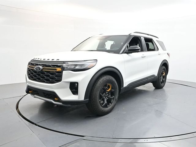 New 2026 Star White Metallic Tri-Coat Ford Tremor® image 61