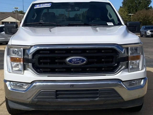 Used 2021 White Ford XLT image 7