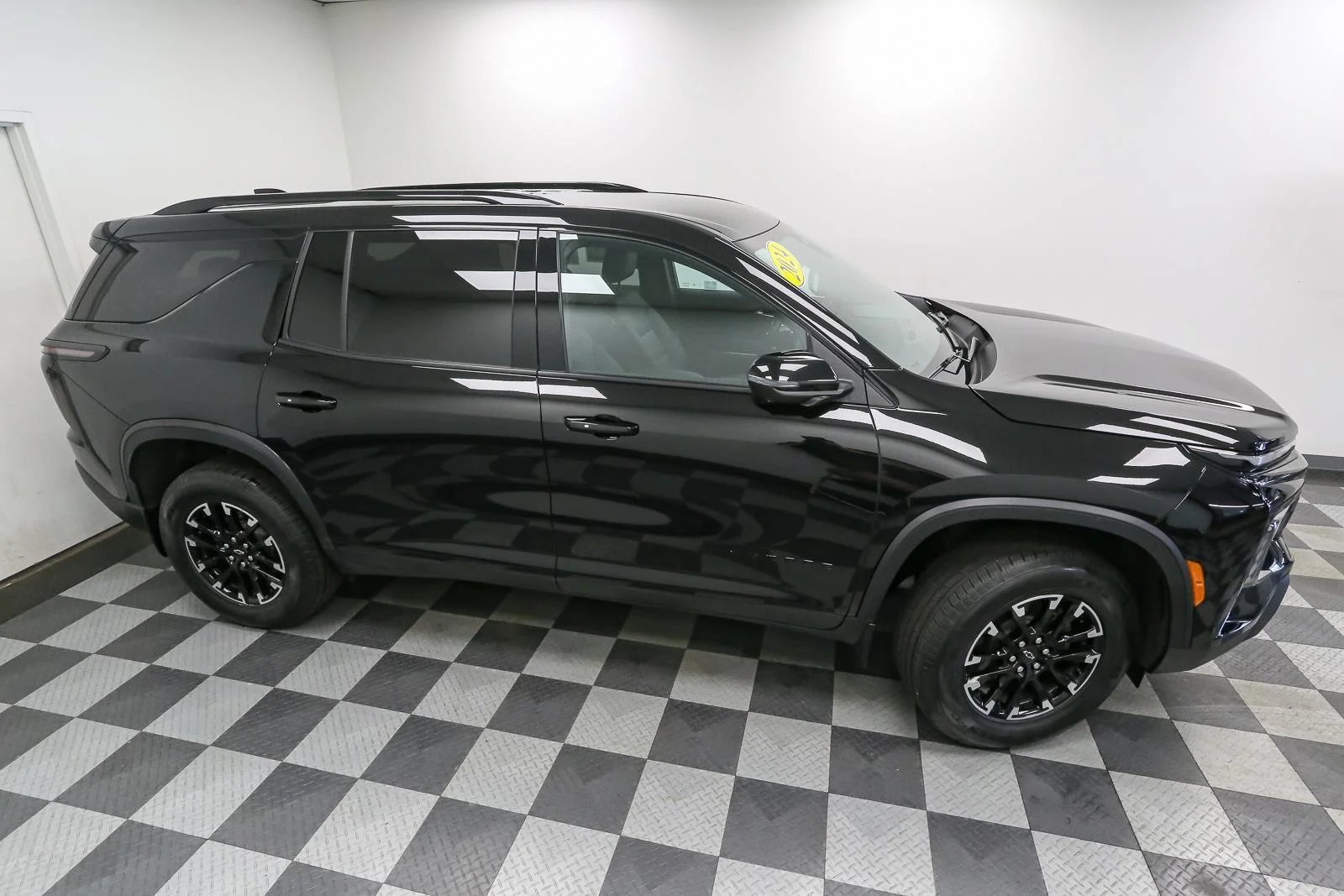 Used 2024 Mosaic Black Metallic Chevrolet AWD Z71 image 5
