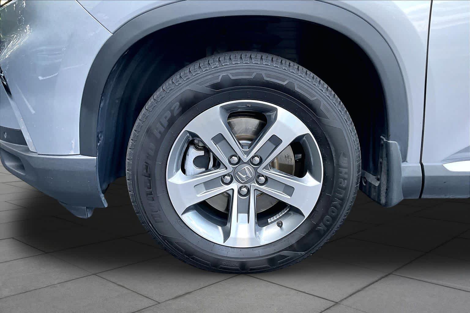 2024 Honda Pilot EX-L - Photo 10
