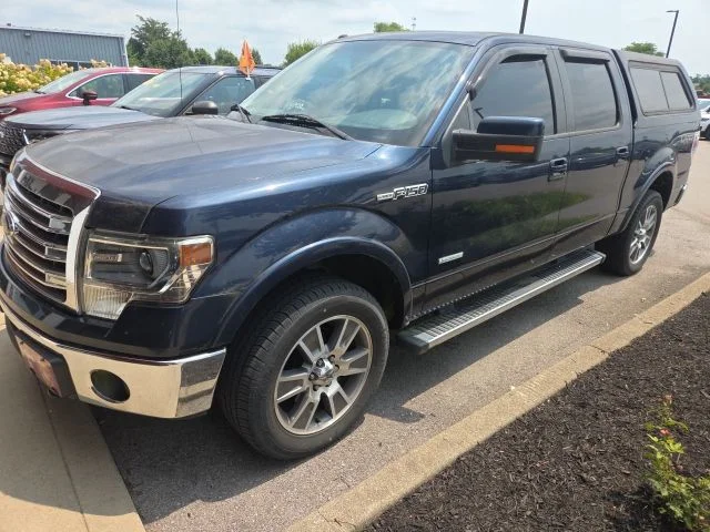 Used 2014 Blue Ford Lariat image 43